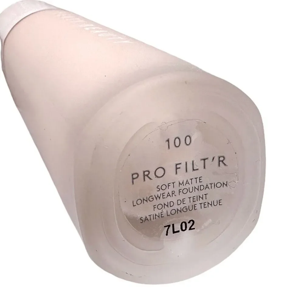 Fenty Beauty Pro Filt’r Soft Matte Longwear Foundation - 100 Fair - 1.08 fl oz